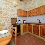2 Bedroom Holiday Farmhouse With Private Pool