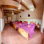 2 Bedroom Holiday Farmhouse With Private Pool