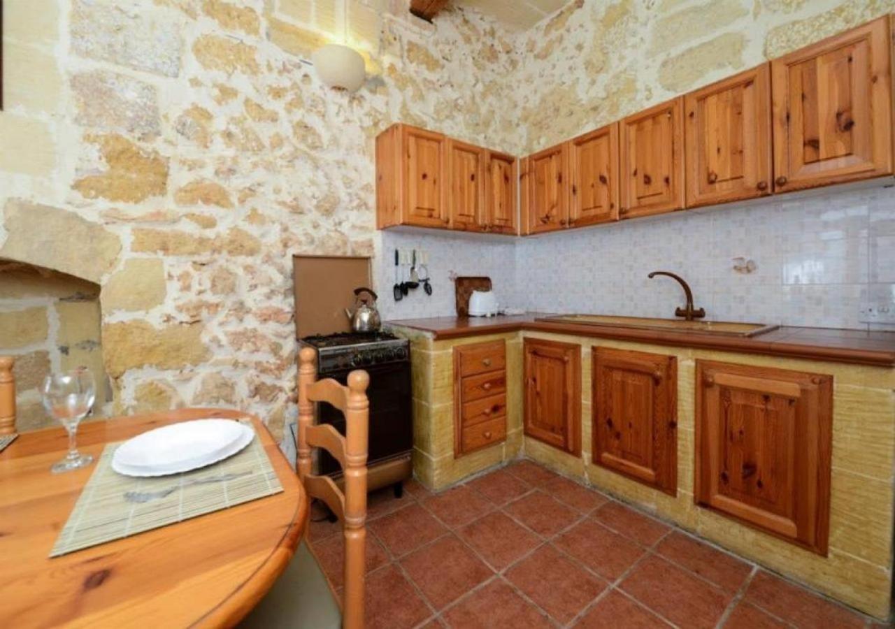 2 Bedroom Holiday Farmhouse With Private Pool Holiday home *