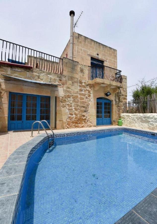 Holiday home 2 Bedroom Holiday Farmhouse With Private Pool *