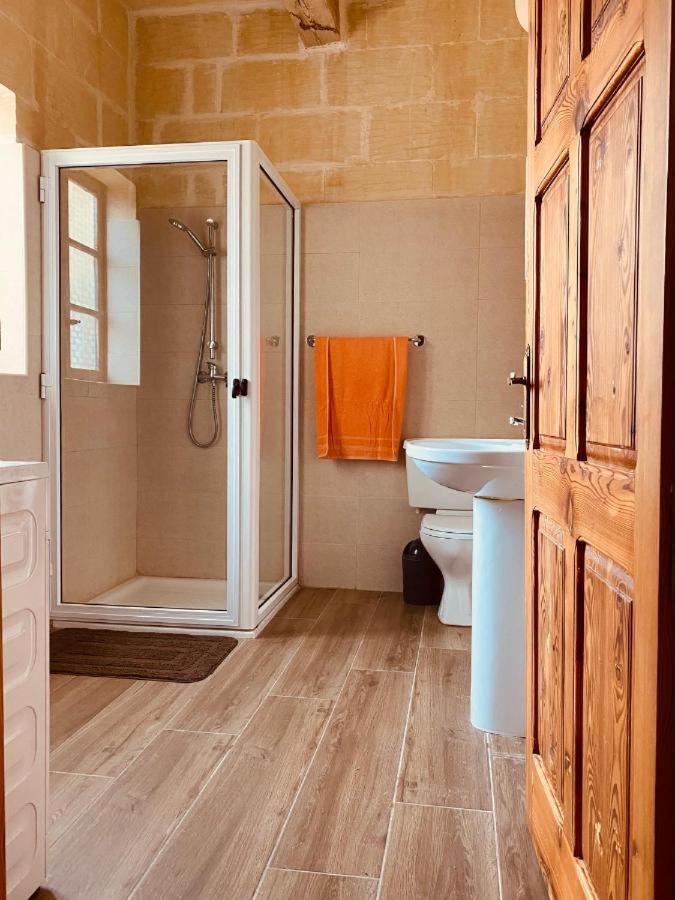 2 Bedroom Holiday Farmhouse With Private Pool Holiday home