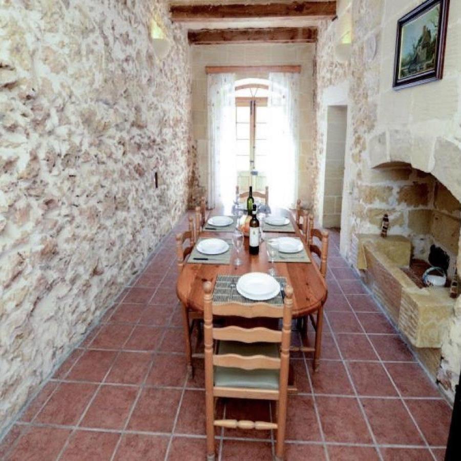 2 Bedroom Holiday Farmhouse With Private Pool Holiday home *